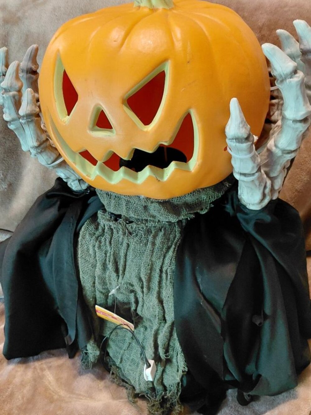 NWT Spooky Village Animated 19" Pumpkin Reaper